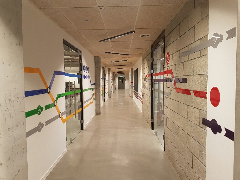 הומניקיישן